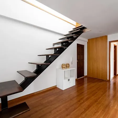 Apartment Duplex Bento Junior - T5 Ideal Familias - Braga