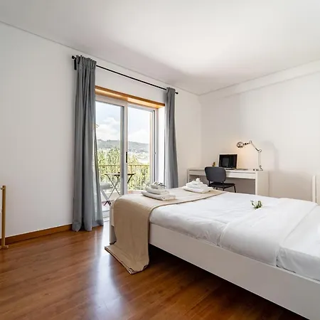 Apartment Duplex Bento Junior - T5 Ideal Familias - Braga